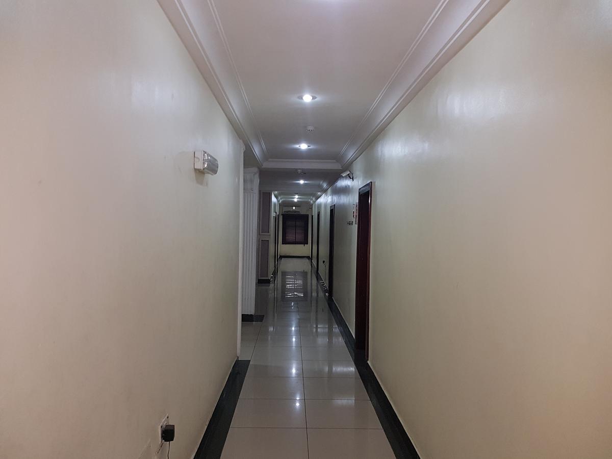 Royal Terrace Hotel & Towers Lagos Exterior photo